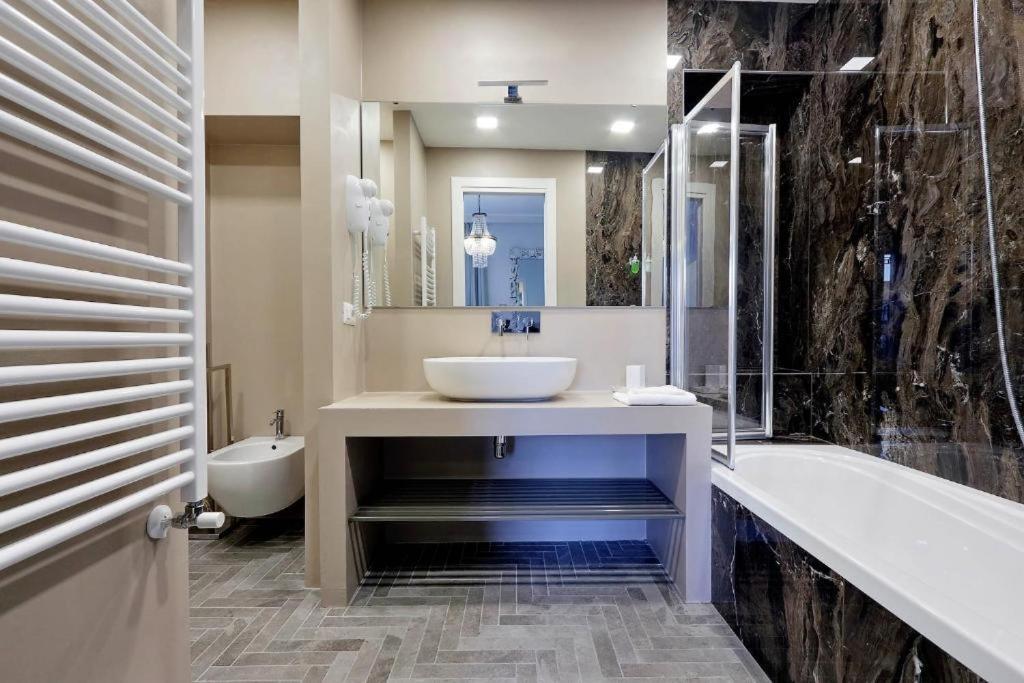 Boutique Suites Della Croce ローマ エクステリア 写真